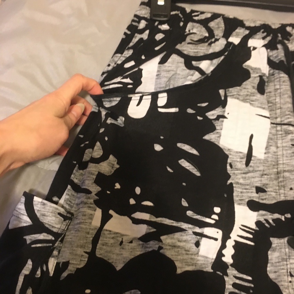 Patterned drawstring harem pants OS - Picture 4 of 7